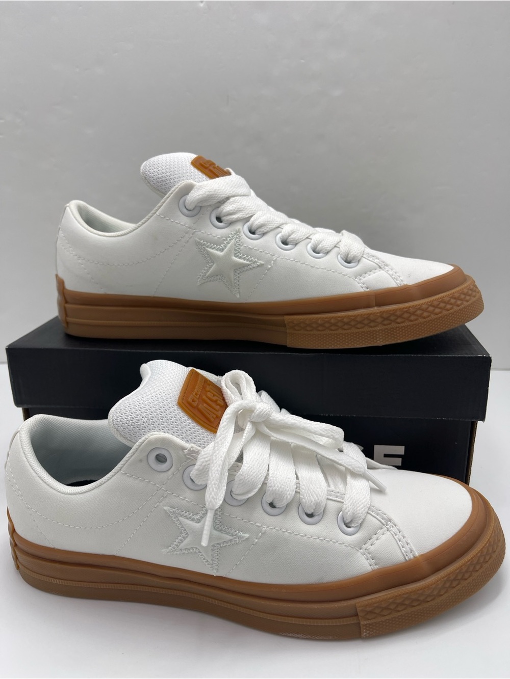 Converse Men’s A14731C
CONVERSE PUFF STAR OX
WHITE/WHITE/GUM Sneakers